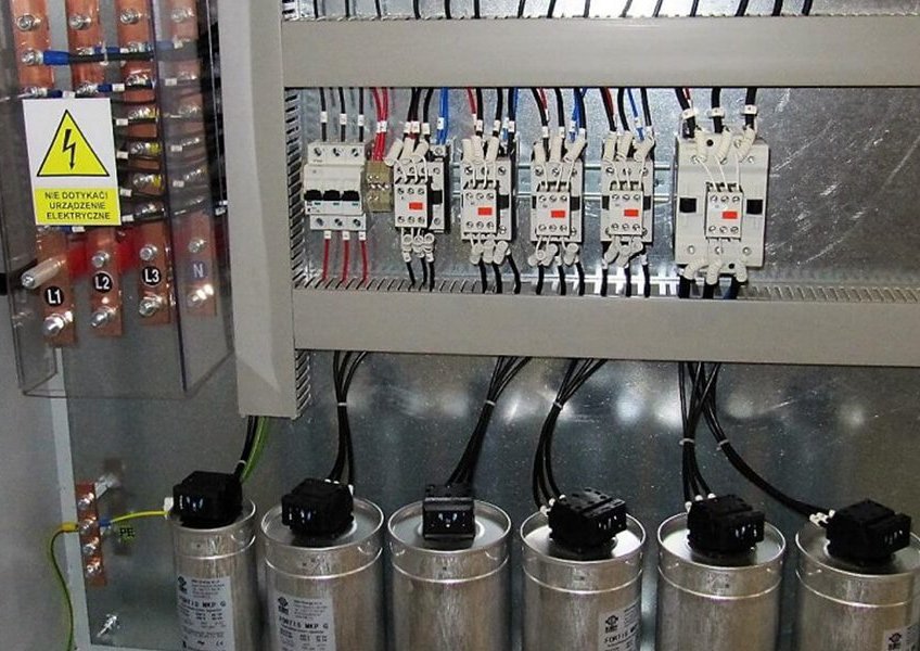 انفجار و آتش‌ سوزی خازن در بانک‌ های خازنی: دلایل، پیشگیری و راهکارها
